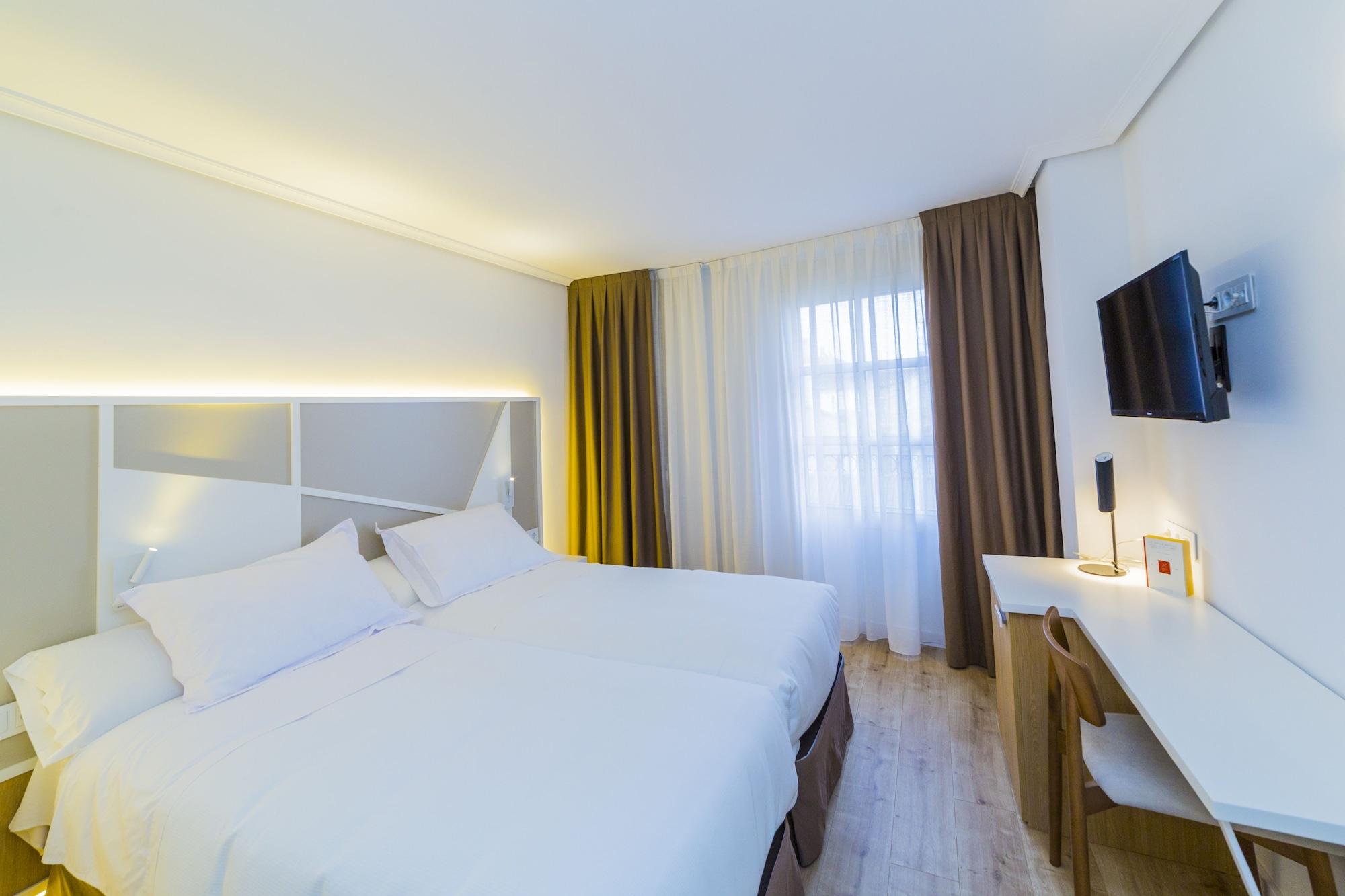 Hospedium Hotel Canitas Maite Gastronomico Casas Ibanez Εξωτερικό φωτογραφία