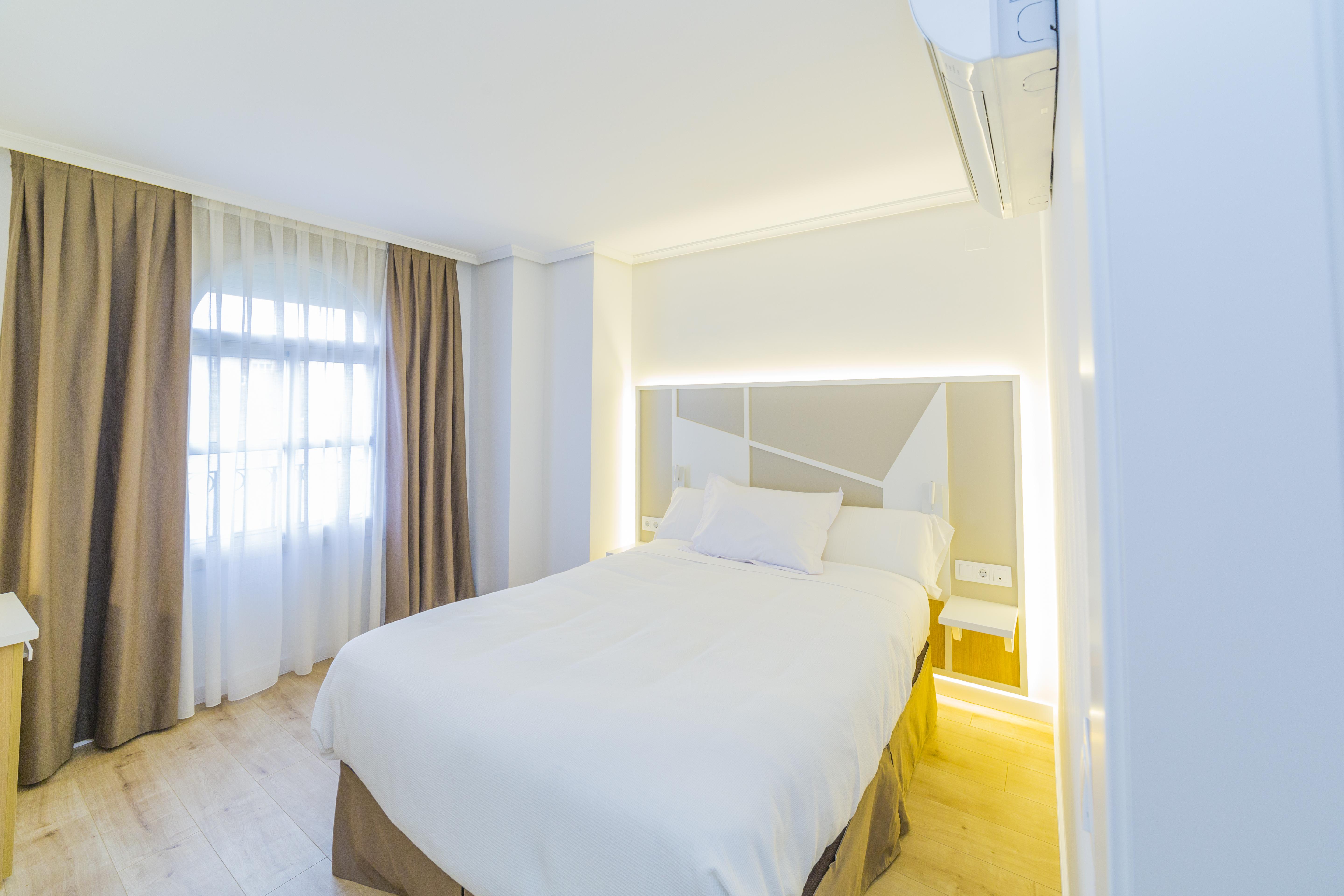 Hospedium Hotel Canitas Maite Gastronomico Casas Ibanez Εξωτερικό φωτογραφία