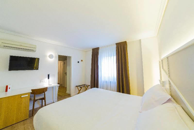 Hospedium Hotel Canitas Maite Gastronomico Casas Ibanez Εξωτερικό φωτογραφία